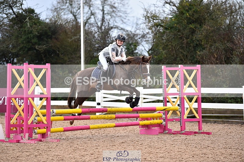 231203A-093714-00015 - Cls 1 Intro 70cm