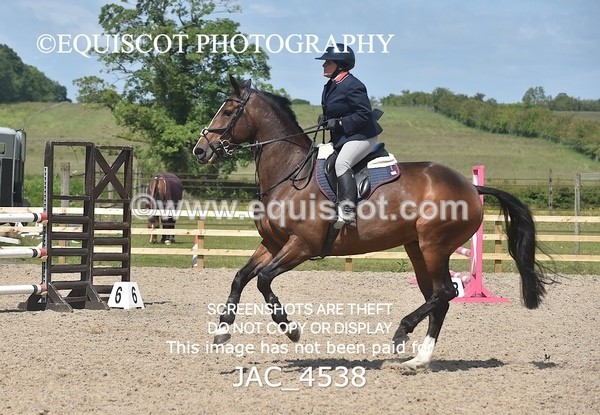 JAC_4538 - CLASS 6 Senior Newcomers/ 1.10m Open