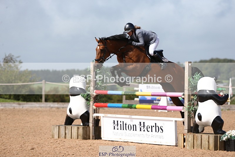 230812A-122841-08944 - Cls 32 Foxhunter