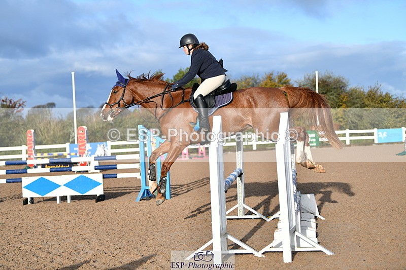 231110A-100351-00017 - Cls 1 Clear Round