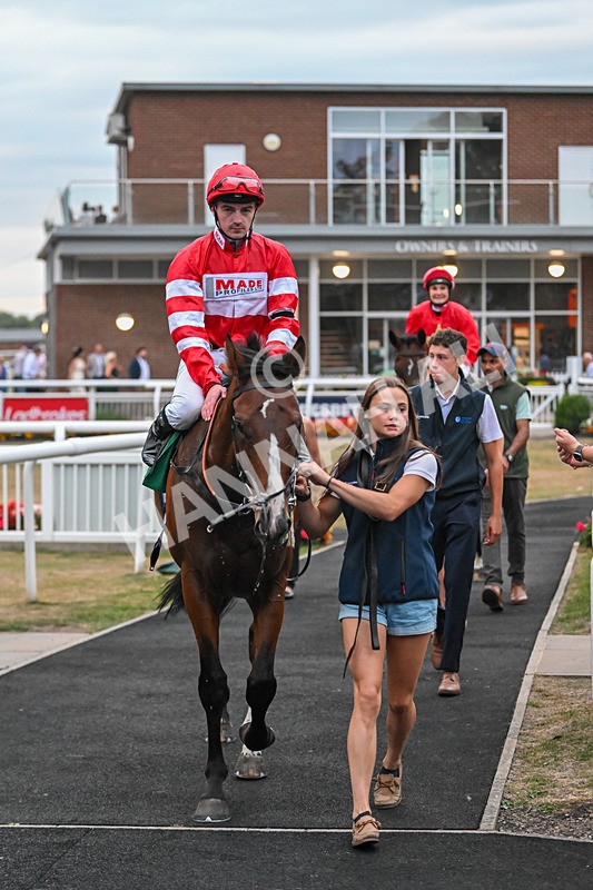 150825-Race 6-Made All-3212 - Race 6