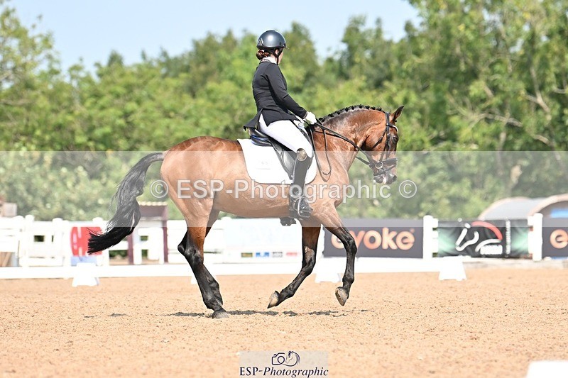 250816-122652-04250 - 105-Danielle.ThackrayTrevoulter.Mega.Mix.Two