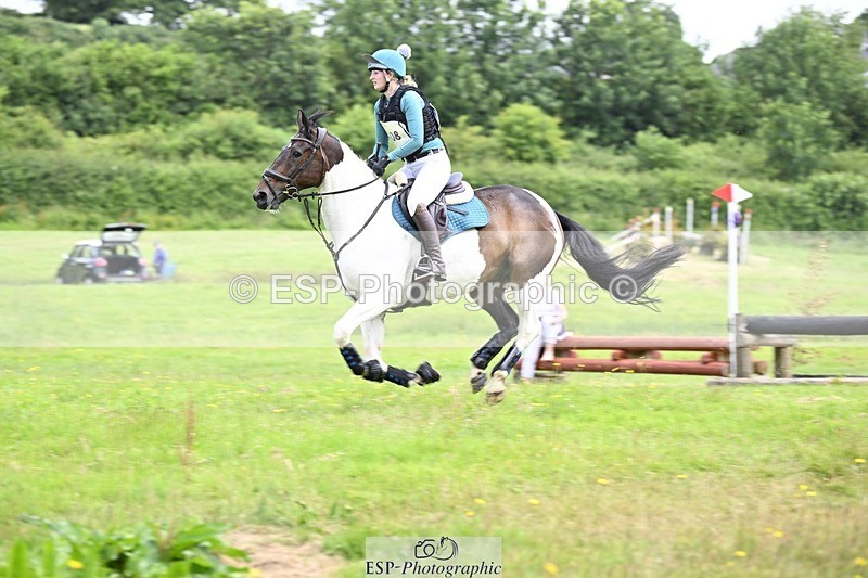 240630-113159-00284 - 108-Beth_Greaves-Royal_Hallam