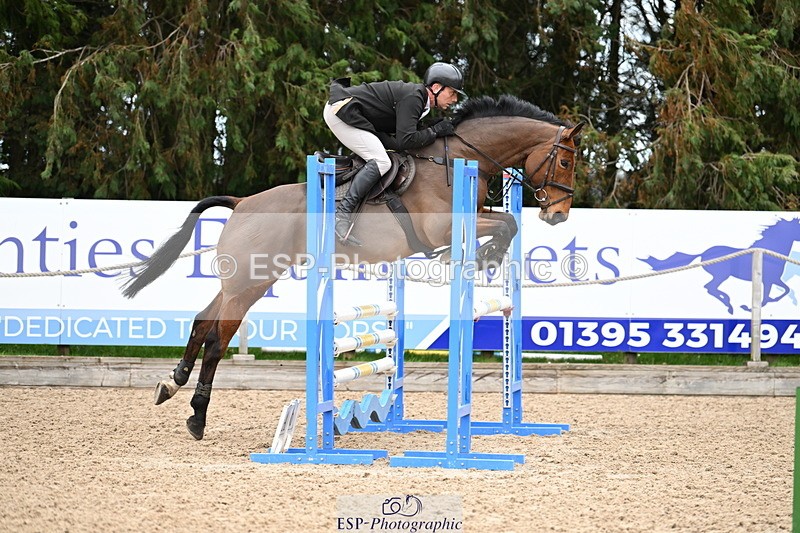 250323A-105646-04230 - Cls 22 Snr nDisc & 1.00m Opem