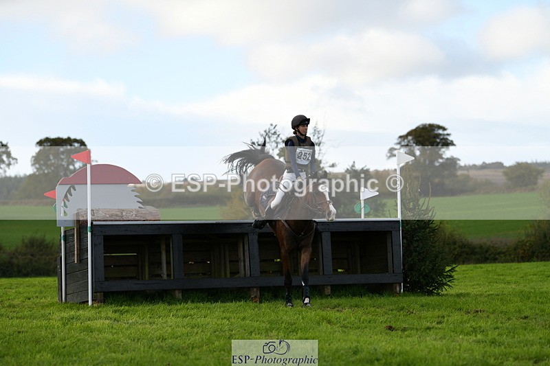 251024A-155034-14907 - C-252-Margaux.Crouail