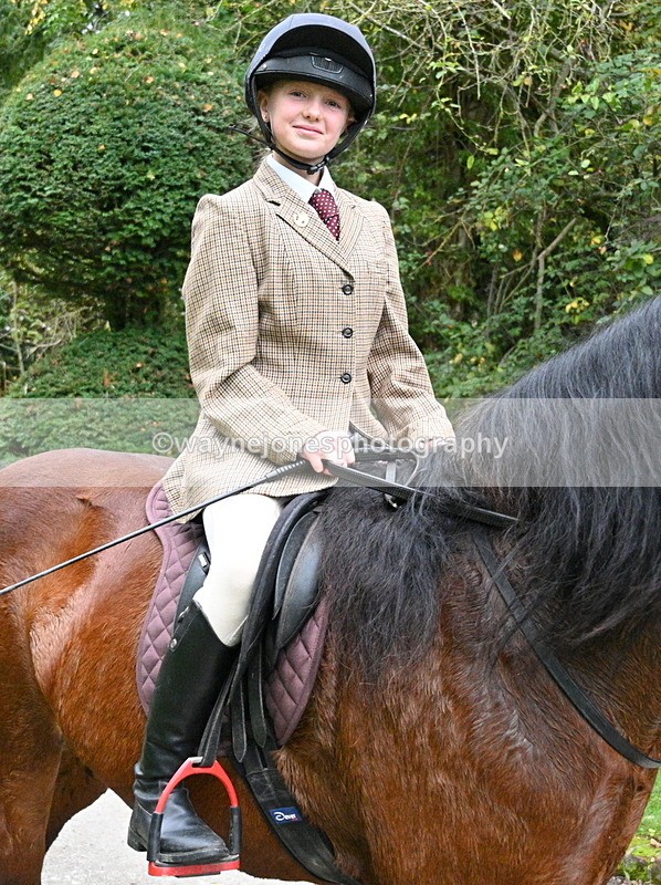 WJ7_6556 - Berks & Bucks - Children's Meet - The Old Farmhouse – Steventon.