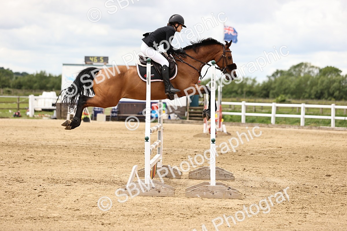 SBM_002744 - Class 10 - Senior Discovery - 1.00m