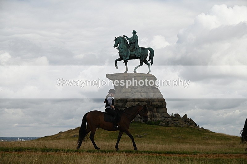 DSC_4202 - Time at Statue 09:50 to 11:09