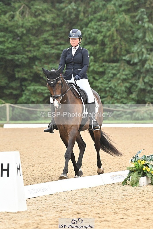 240811-094405-04593 - 147-Tegan.Ball-Woodcroft.Magic.Jewel