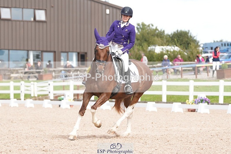 250906-132336-03616 - 017-Natalie.RosewarnePenpont.Fancy.That