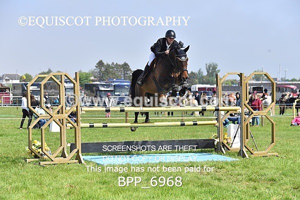 BPP_6968 - CLASS 3 RHS Fox Champ Qual (1.20m)