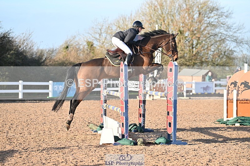 231210A-134552-02678 - Cls 20 Newcomers & 1.10m Open