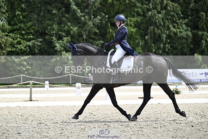 240523-125953-04624 - 101-MORELANDS_CASANOVA-Daisy_Bathe