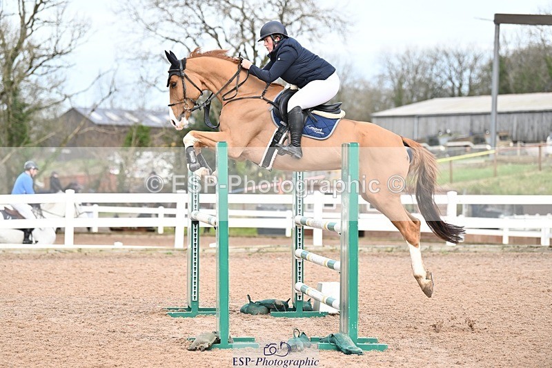 241206-125945-00878 - Cls 5 Newcomers and 1.10m Open