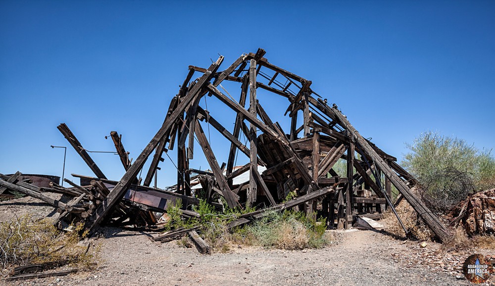 Vulture City, Arizona | Collapsed Headhouse - Vulture City