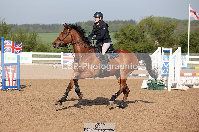 240510A-084221-04367 - Cls 13 British Novice and 90cm Open