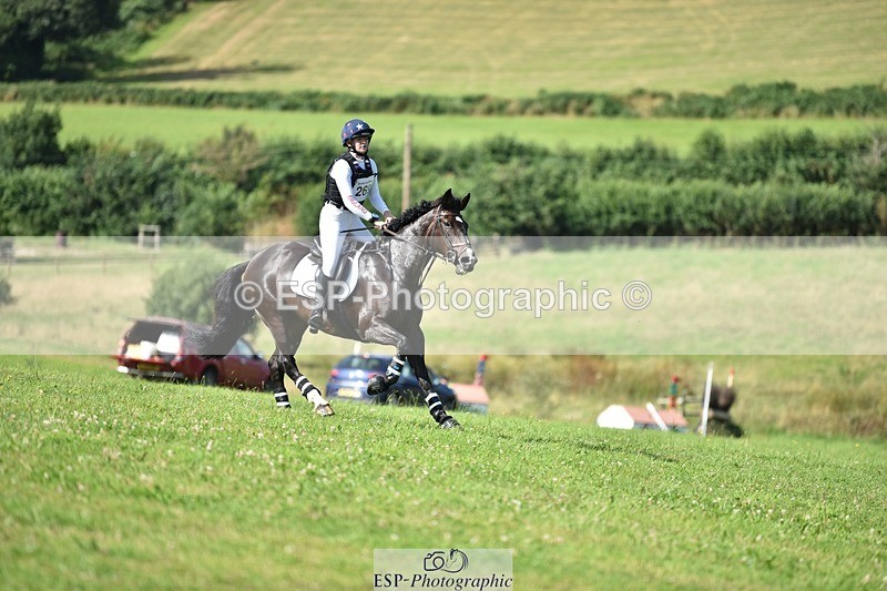 240803-161512-09213 - 269-Lauren_Dawson-BLAKNEYS_DAISY