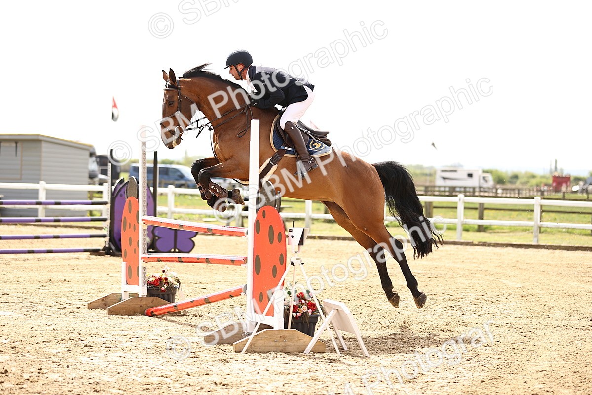 SBM_001958 - Class 10 - Senior British Discovery - 1.00m