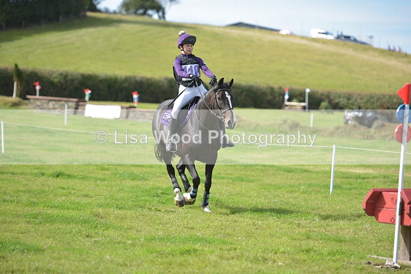 RAY_8312 - Class 1: Trebudannon Open: Red Table