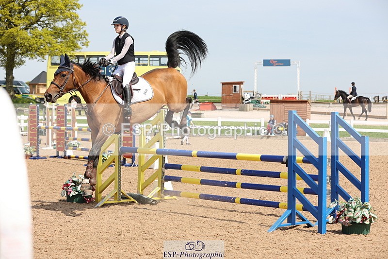 240510A-144316-07809 - Cls 17 1.05m National Am Quali