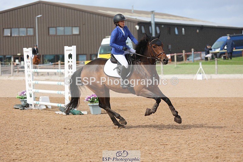 250911-142058-02407 - Cls 5 Chard Snr 90cm Speed Derby