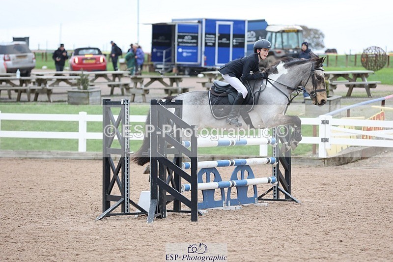 241116X-140445-02375 - Cls 14 A&B Pony Fox & 1.10m Open