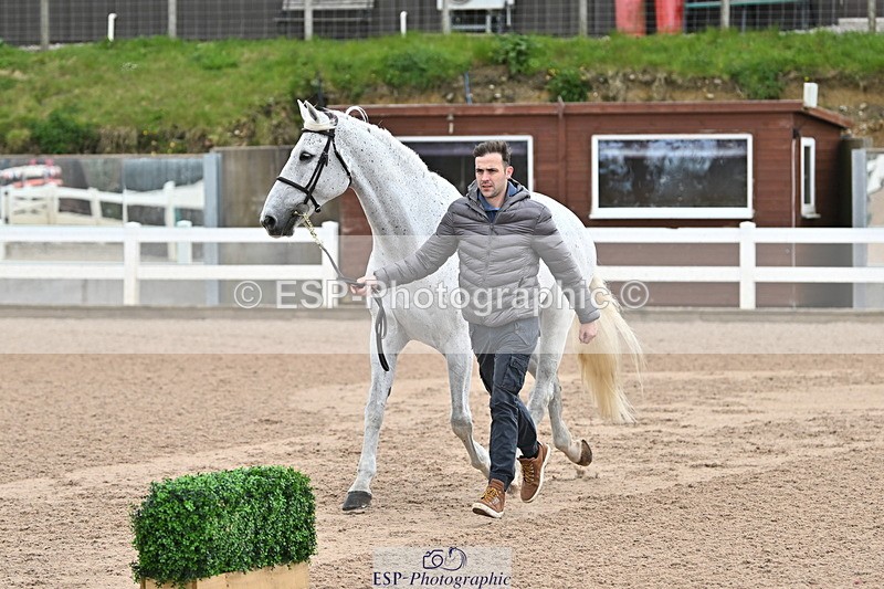 240417A-123939-00165 - 12pm to 1pm