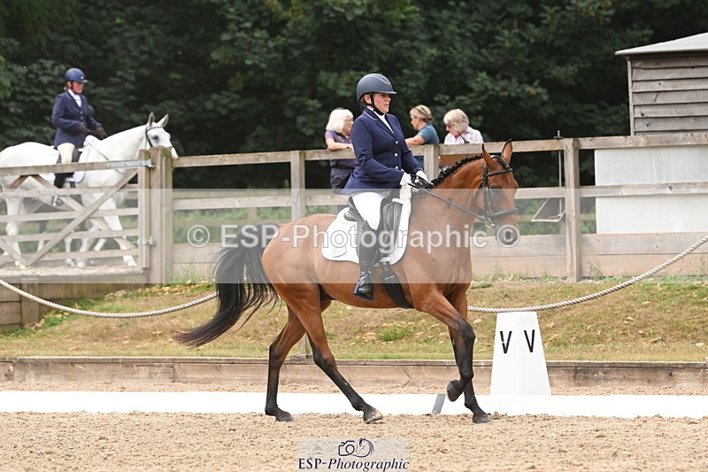 250719A-120959-04639 - 017-Samantha.Meech-Breezeblock