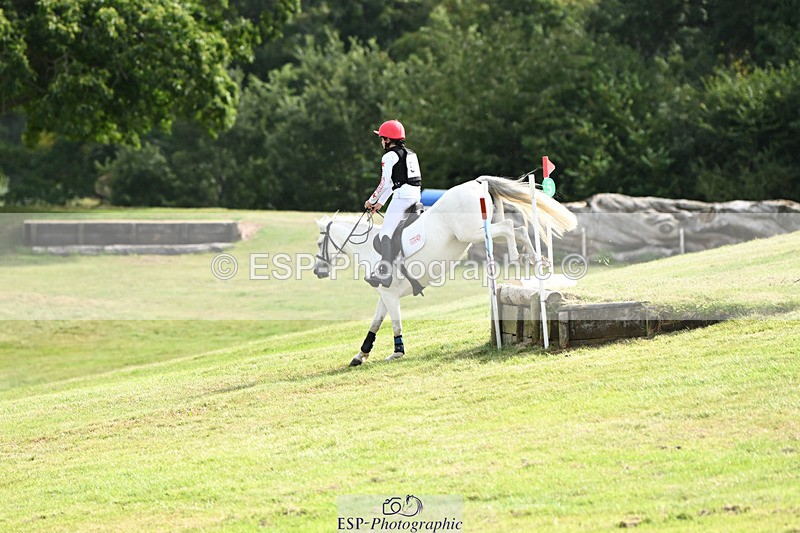 240825X-105141-31211 - 70cm XC 10.00 to 11.00