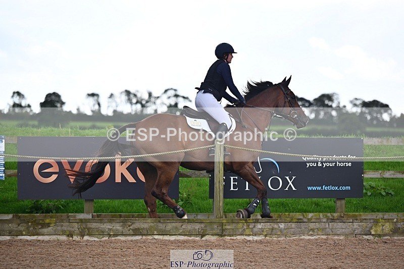 250912-153012-05079 - Cls 17 Chard 1m Speed Derby