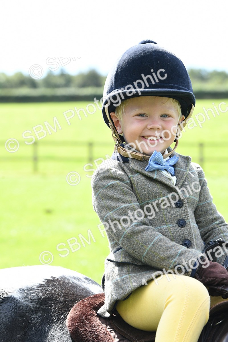 SBM_41247 - S19 - Lead Rein Show & Show Hunter Pony