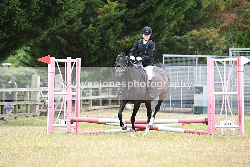 WJ6_9279 - Class 12 Minimus Jumping 45cm