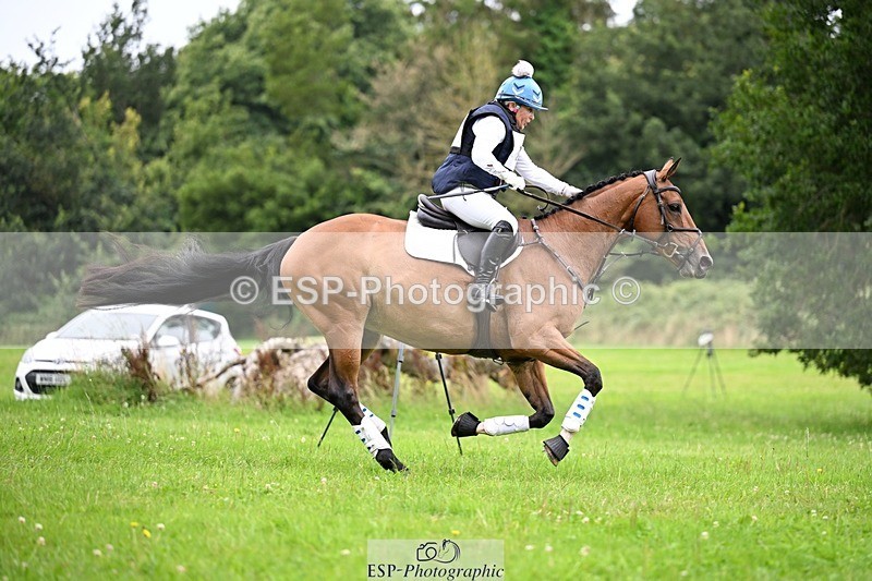 240803-115431-03042 - 025-Trilby_Crewes-WATERNISH_BRIDLE_LANE