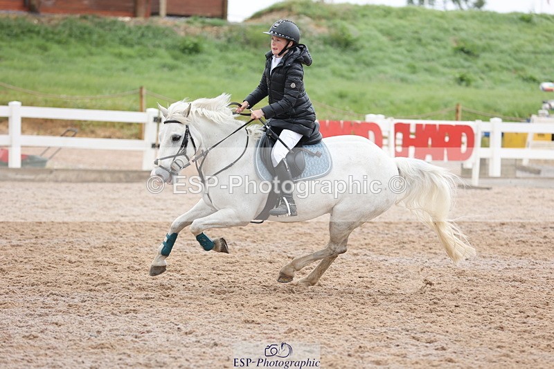 240630A-101836-11814 - Cls 30 British Novice and 80cm Open