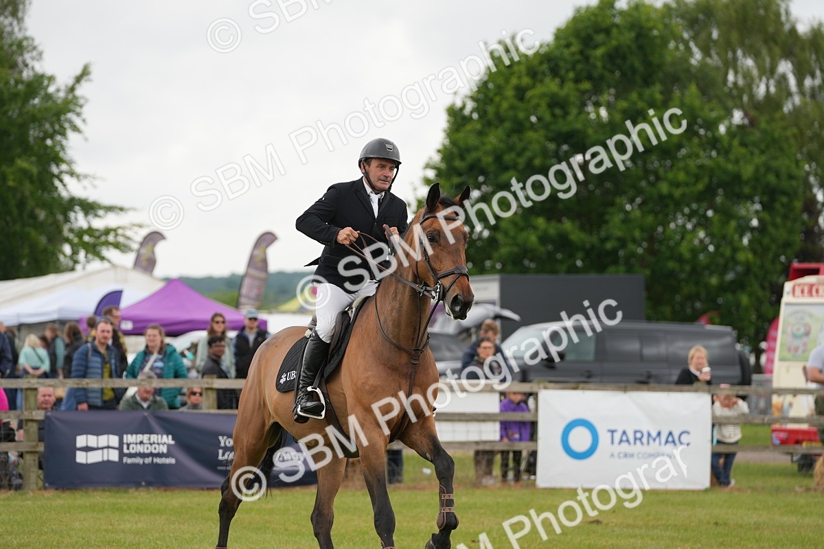SBM_05165 - Class 201 - British Horse Feeds Speedi Beet Horse of the Year Show Grade  C