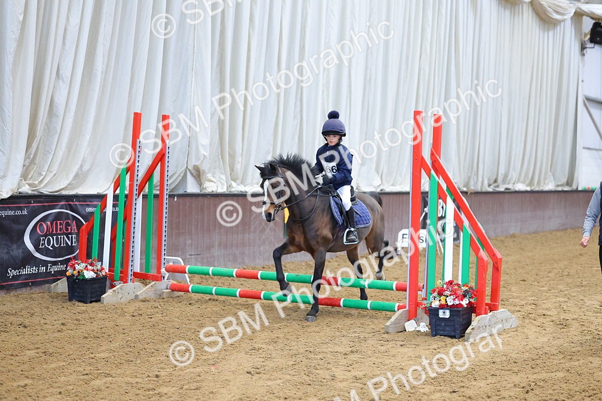SBM_000013 - Class 1-4 - 40cm Assisted-Non Lead Rein BRC Champs