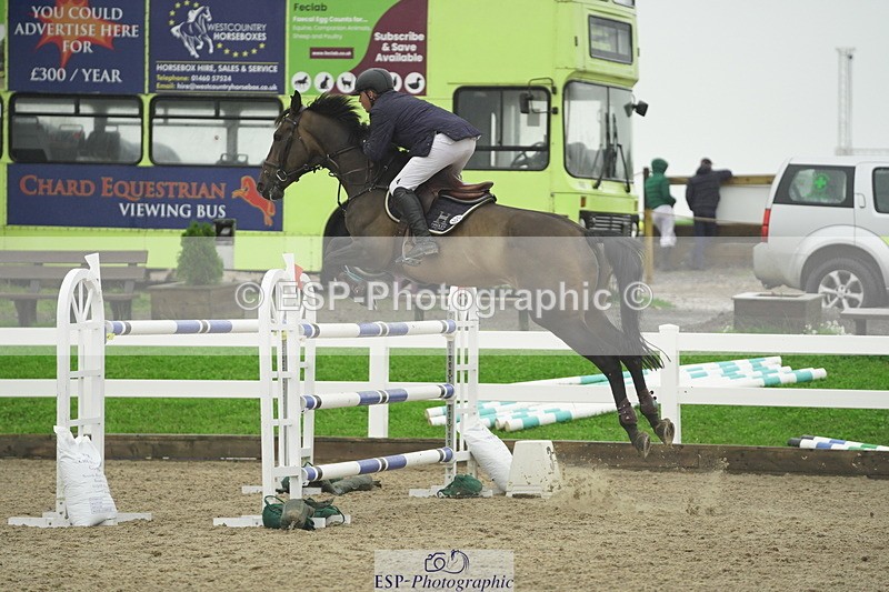 230722A-142914-09704 - Cls 23, 1 Star Gold 1.30m