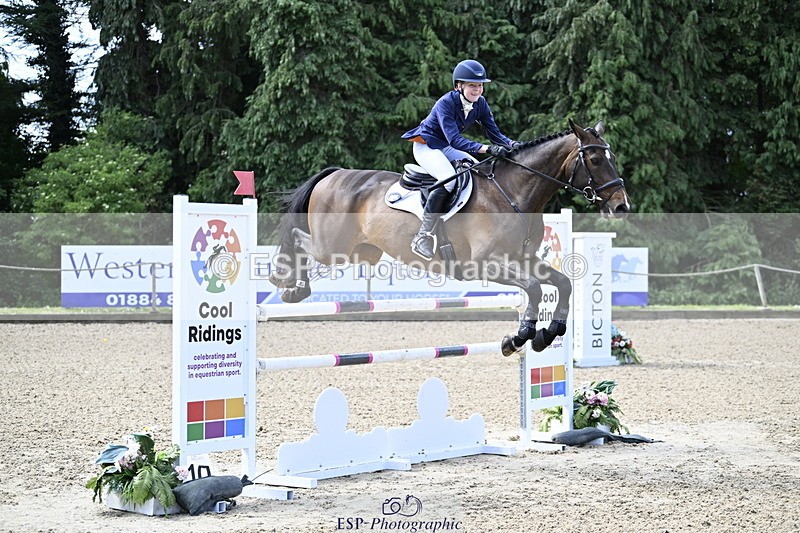 250525A-102751-15388 - A-008-Ada.Marson-IZZIETOP