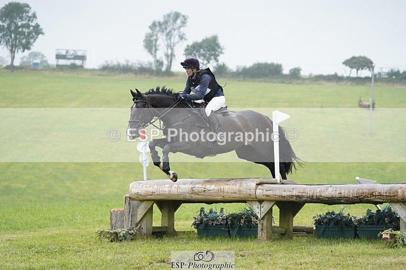 240901A-105542-05880 - 406-Polly.Walker-BIRDSONG