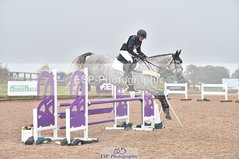 250830-103324-00233 - B-055-Grace.Gillard