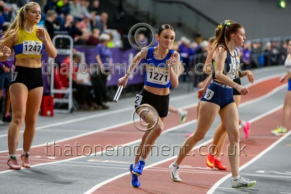 CEREL-925144 - Track Female Set Two