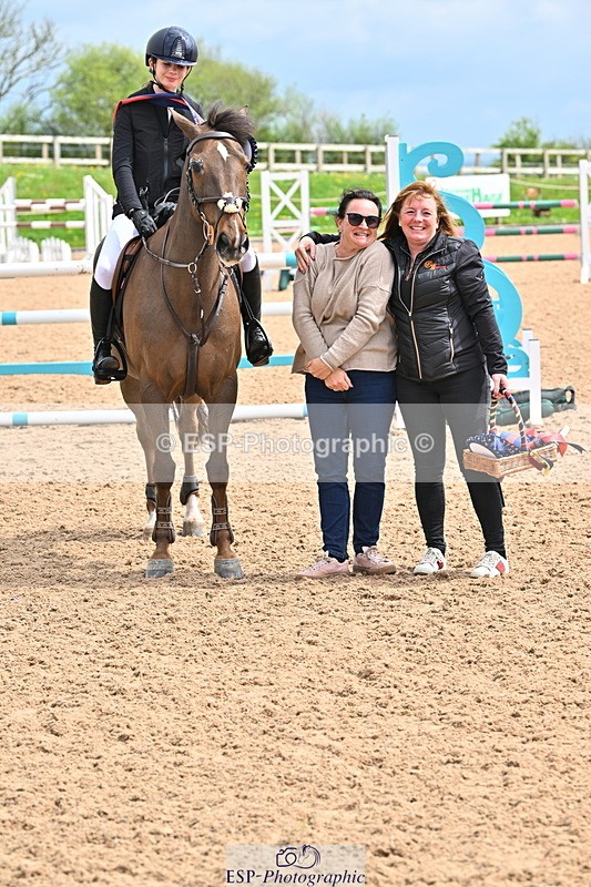 240506A-144005-09389 - Cls 7 148cm Grand Prix