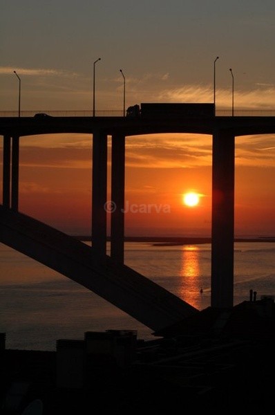 Truck Sunset Alignment - Arrabida Views