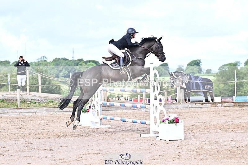 250731-110601-00503 - Cls 02 Snr Fox 1st Rnd