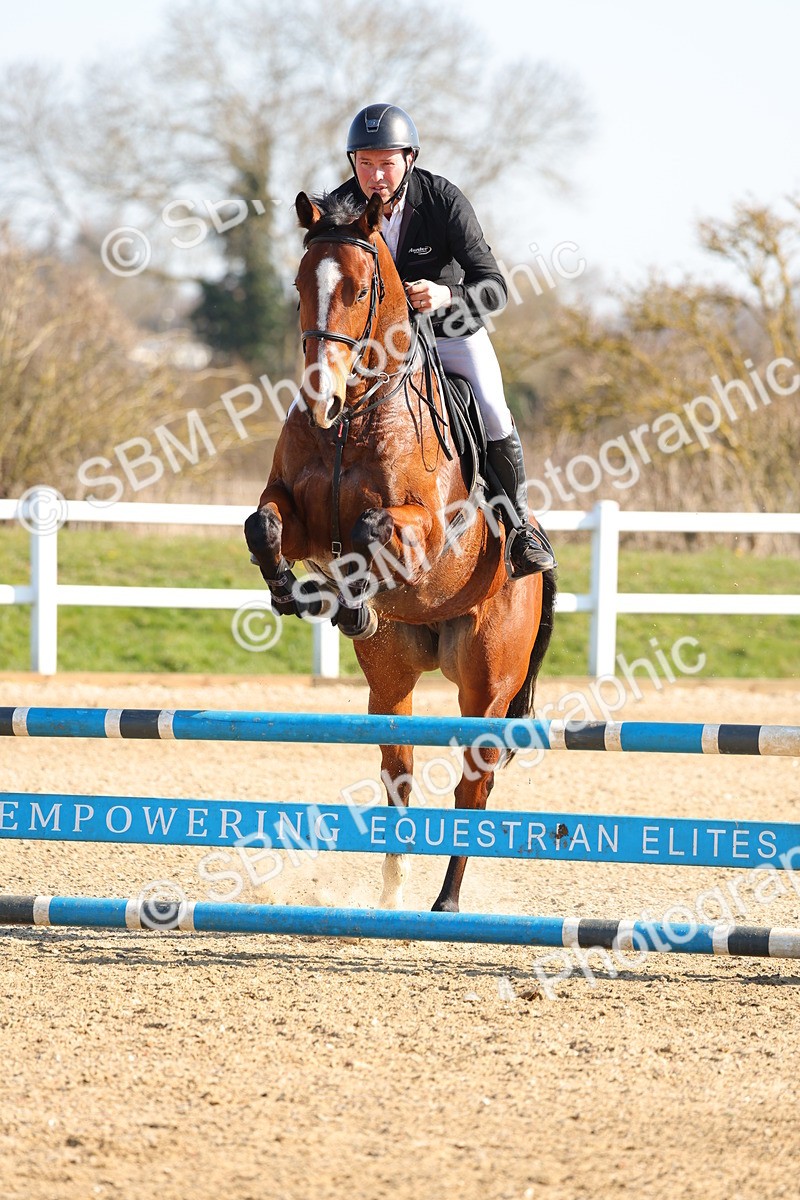 SBM_000132 - Class 1 - Clear Round