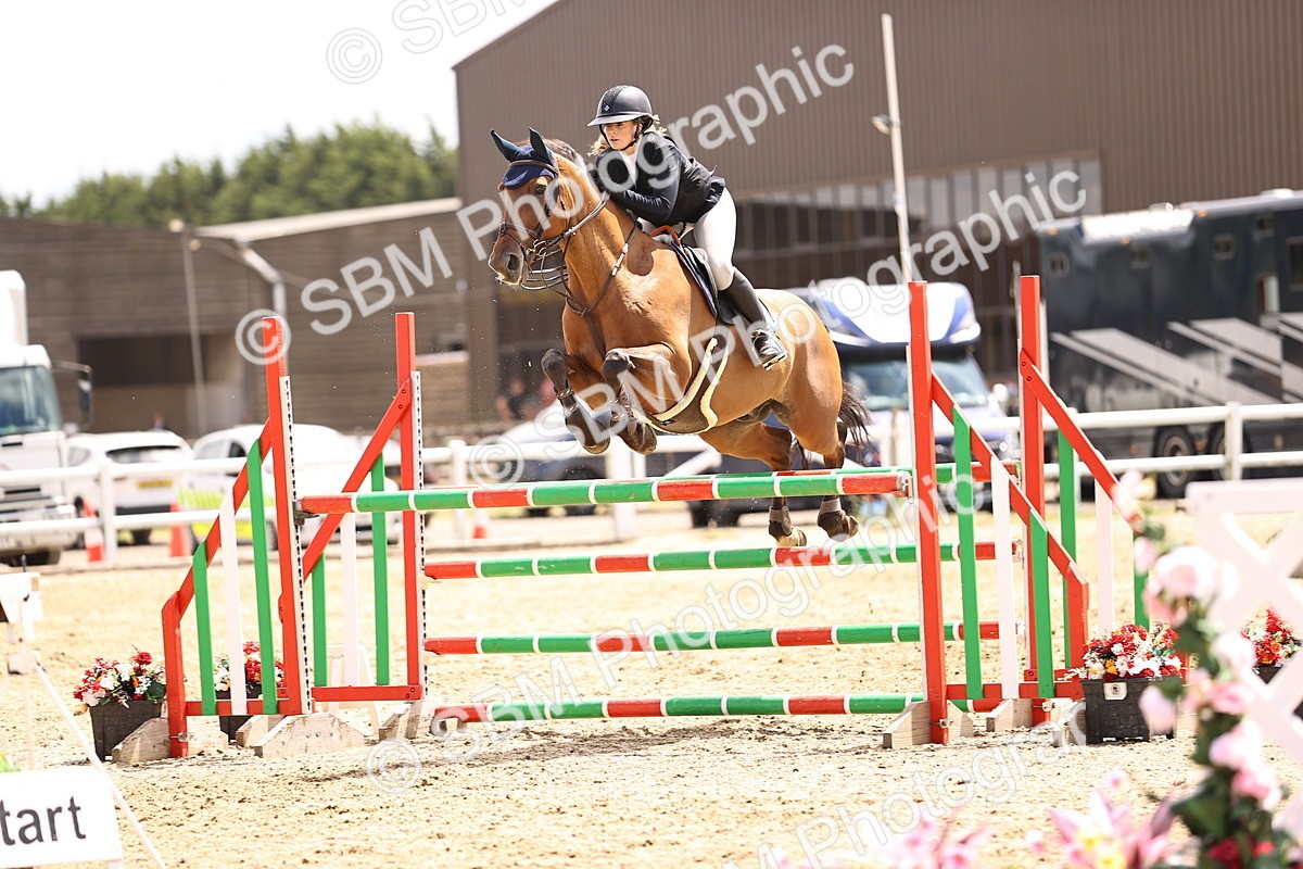 SBM_003760 - Class 22 - Senior Foxhunter 1.20m