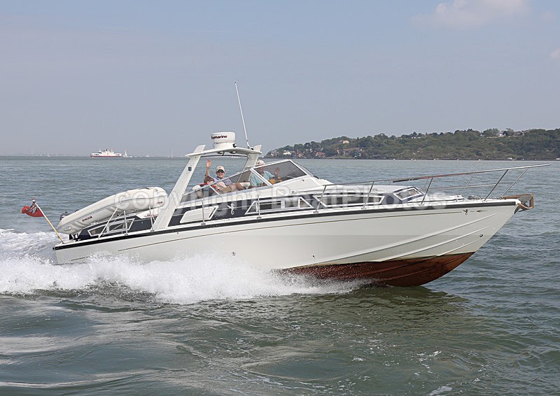 140517 SABRE DANCE WT7A1256 - Motorboats - Open