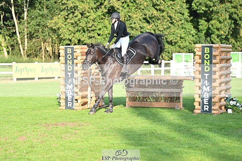 230909-174300-07745 - Cls 14 Snr 1m Derby