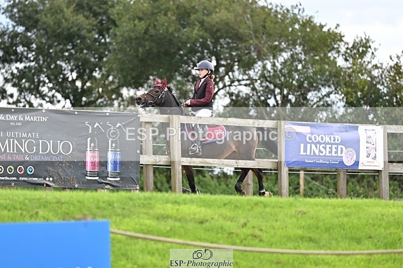 250921-144026-03925 - Cls 20 Pony 80cm Derby