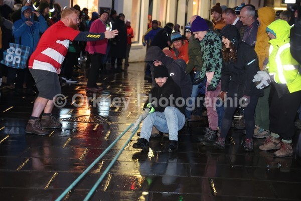 DAD_2058 - Stromness Yule Log Pull